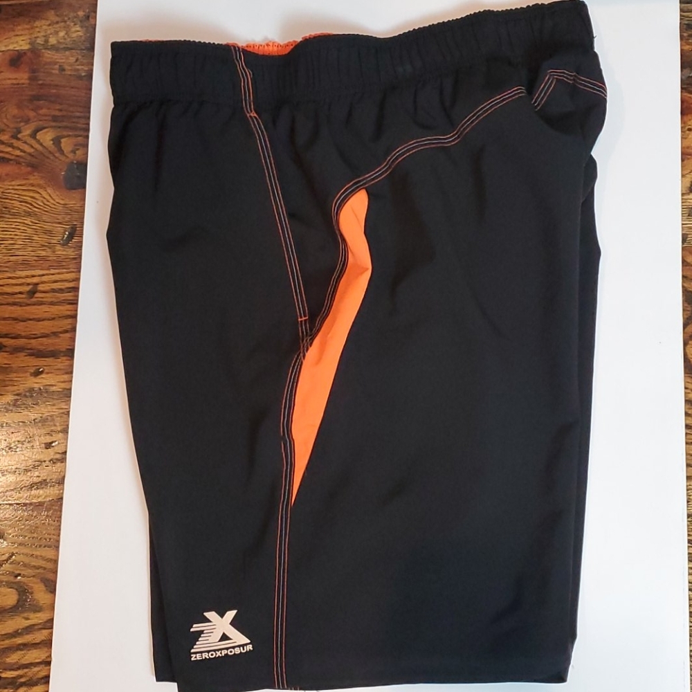 ATHLETIC MEN'S BLACK AND ORANGE SHORTS IN SIZE MEDIUM